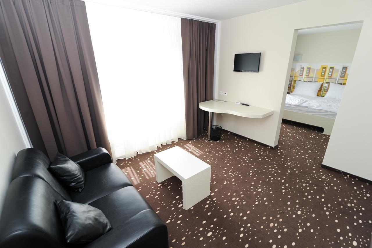 City Hotel Krsko Room photo